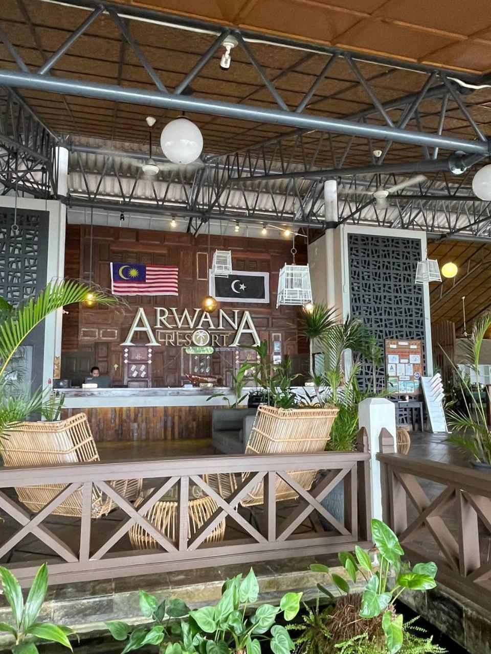 Beach Resort - Arwana Perhentian Besar Kampung Kuala Besut Exterior foto